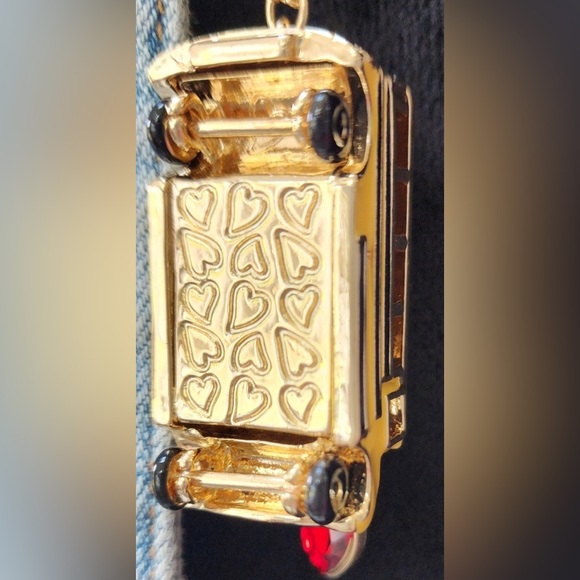 NWT 🚌♥️ Betsey Johnson school bus heart Necklace - Picture 13 of 15